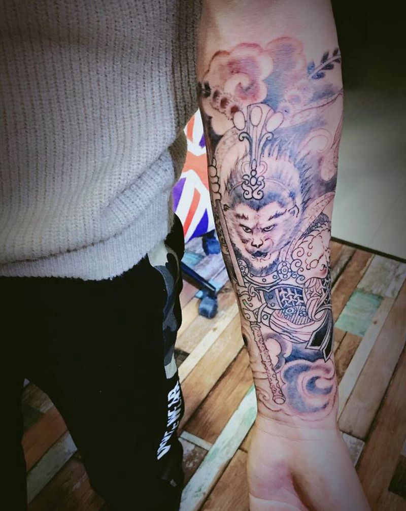 斗战胜佛纹身图片_手臂新传统纹身图案