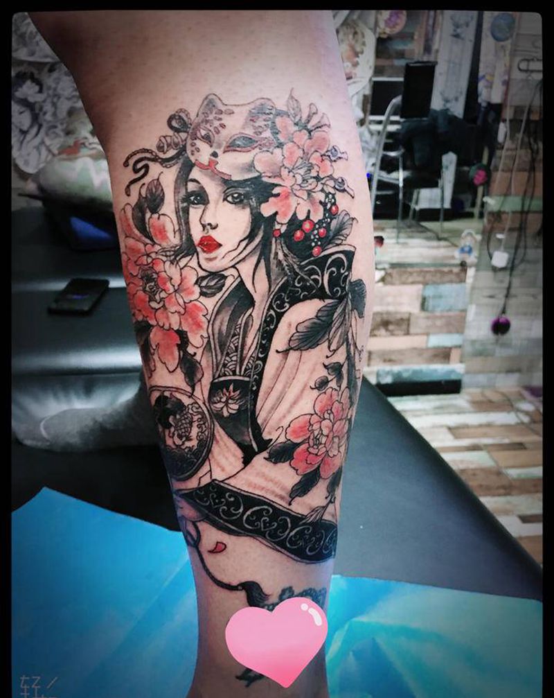 艺妓纹身图片_腿部新传统纹身图案