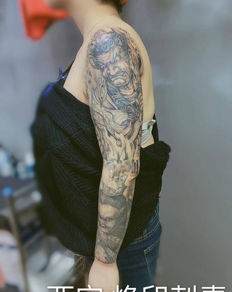 花臂纹身图片_手臂新传统纹身图案