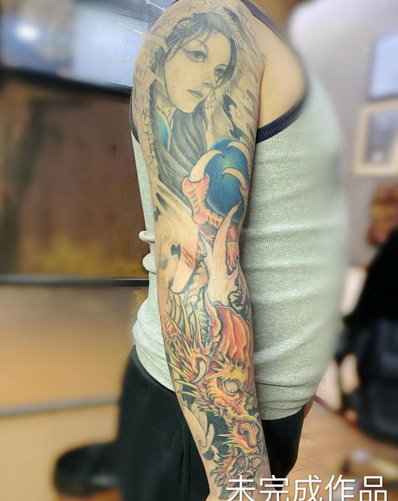 花臂 美女龙纹身图片_手臂新传统纹身图案