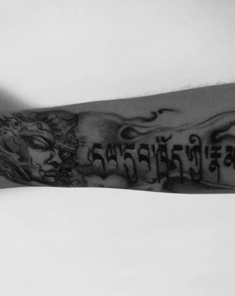 近期纹身图片_手臂纹身图案