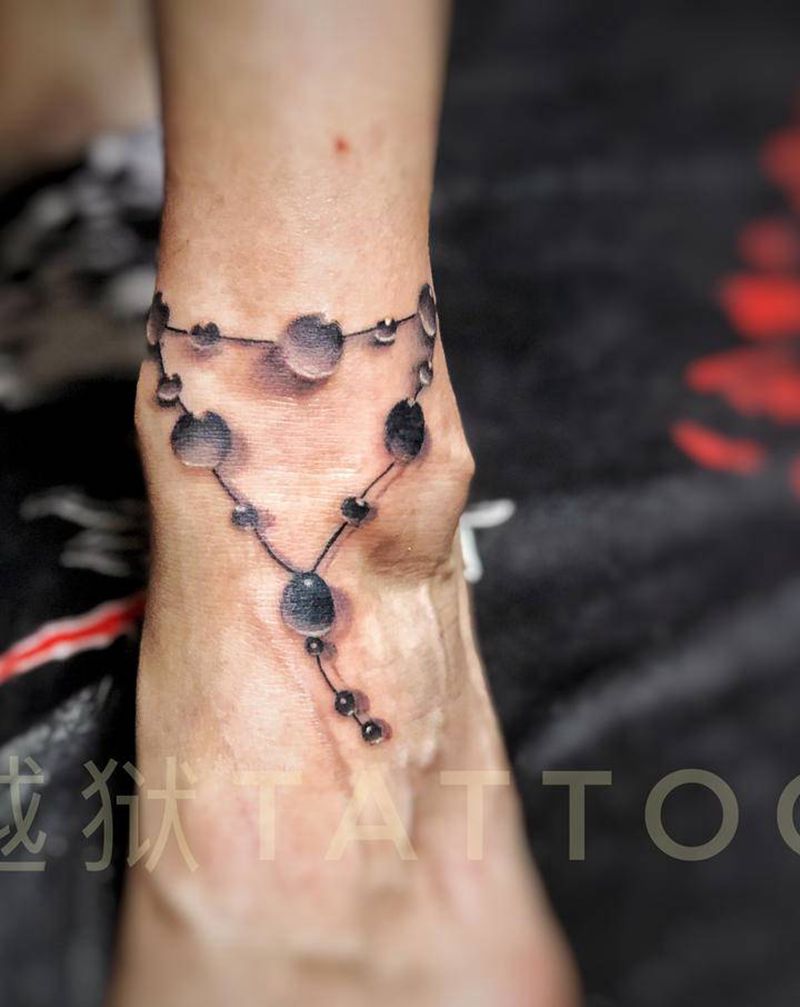 脚链纹身图片_脚部纹身图案