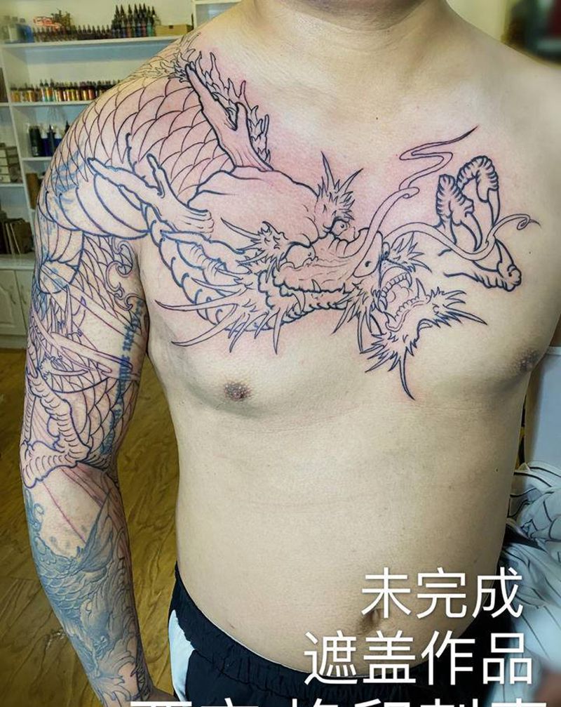 龙纹身图片_肩部胸部新传统纹身图案