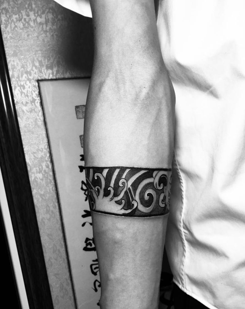 近日纹身图片_手臂纹身图案