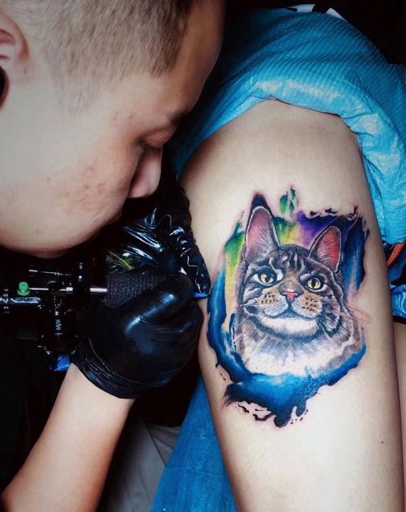 水彩泼墨作品纹身图片_腿部水彩纹身图案