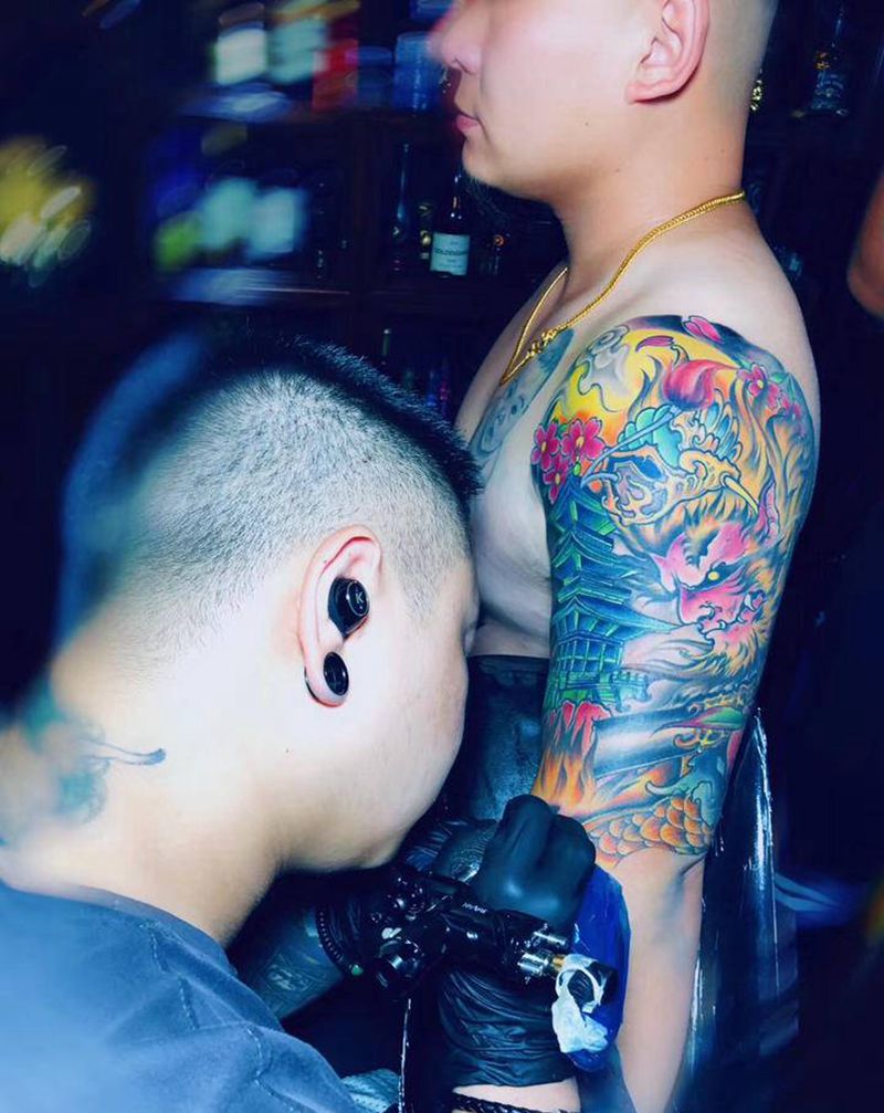 大圣爷纹身图片_手臂新传统纹身图案