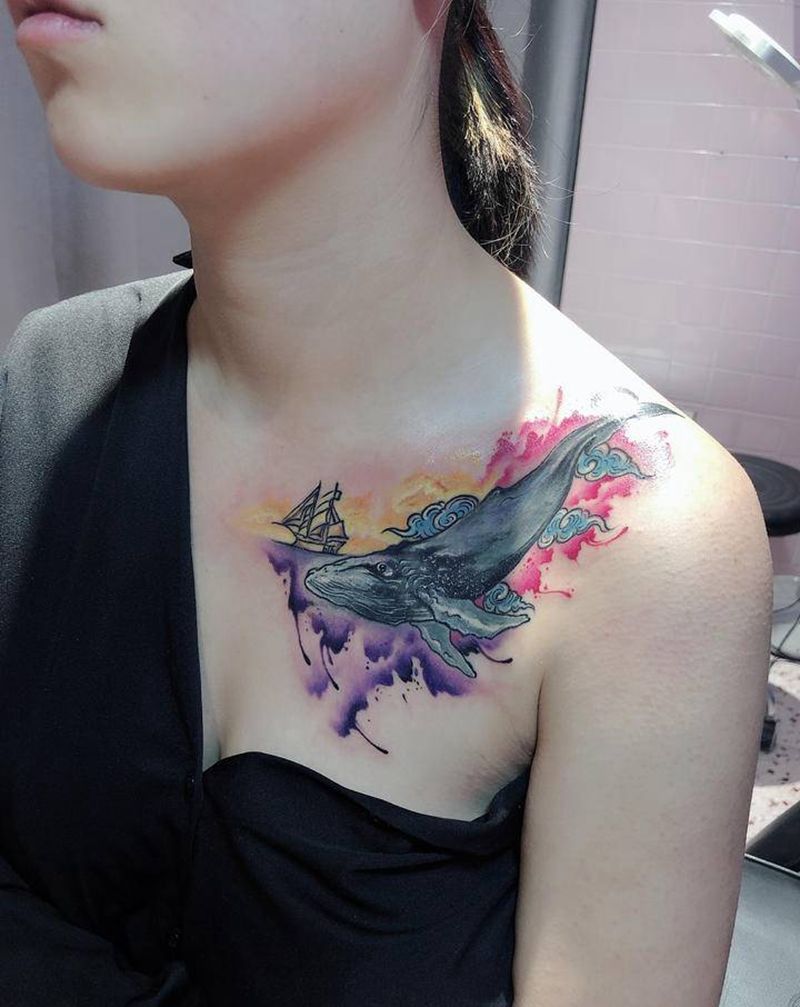 鲲鲸纹身图片_胸部水彩纹身图案