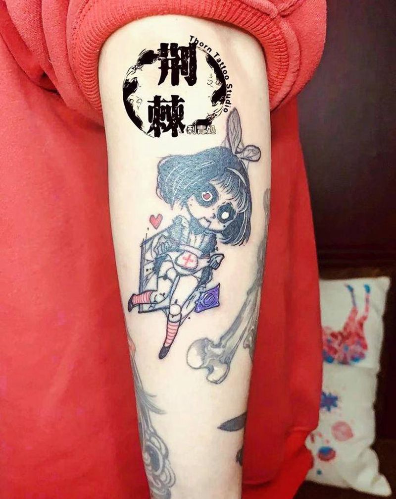暗黑娃娃纹身图片_手臂New School纹身图案