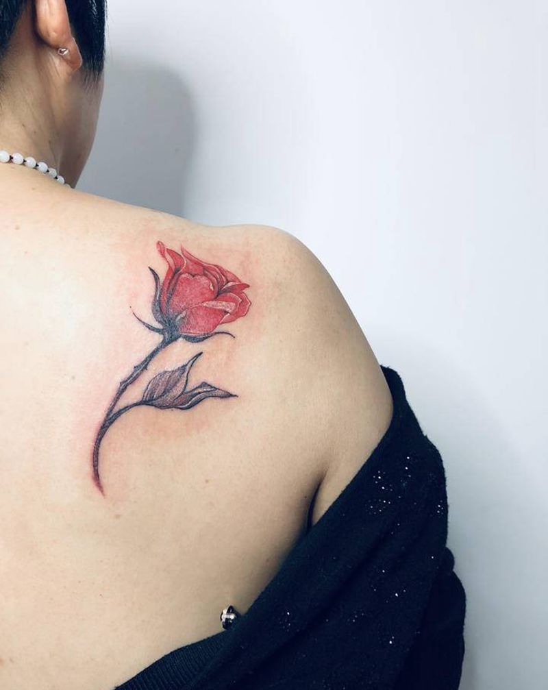 今日纹身图片_背部纹身图案