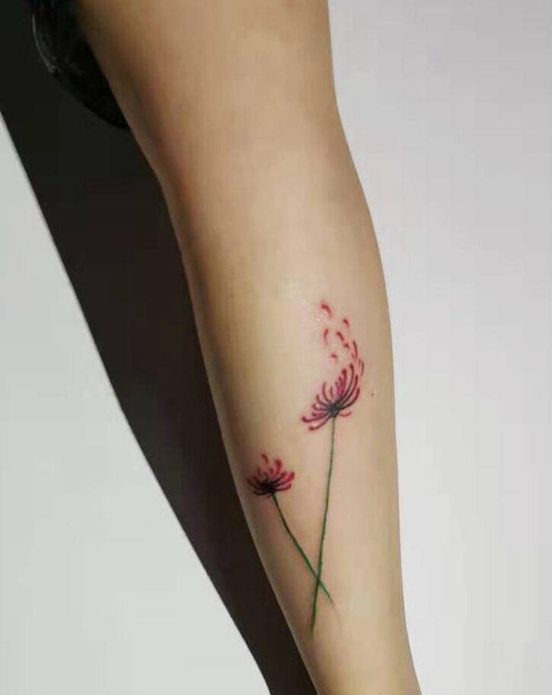 彼岸花纹身图片_手臂水墨纹身图案