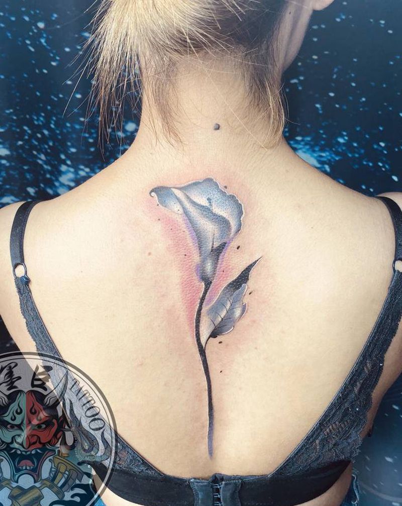 玫瑰纹身图片_肩部背部欧美写实水墨玫瑰花写实纹身图案