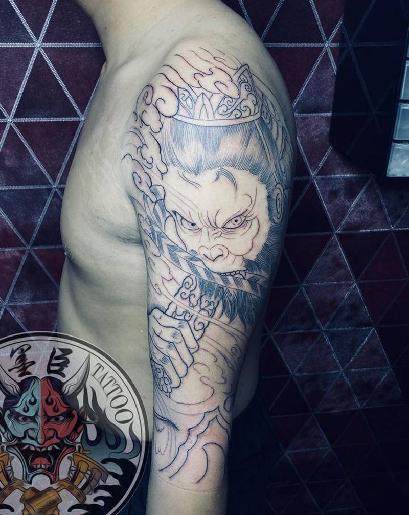 斗战胜佛纹身图片_肩部手臂新传统老传统猴子龙头云雾纹身图案