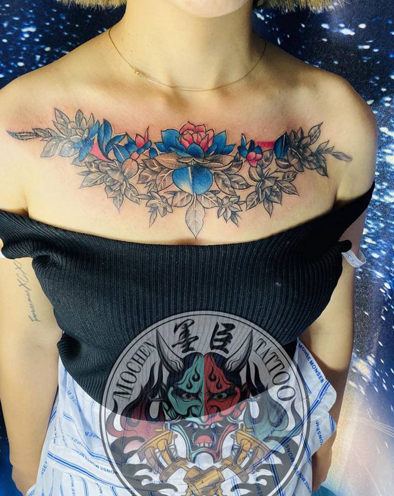 素花纹身图片_胸部肩部新传统点刺素花彩色黑灰纹身图案