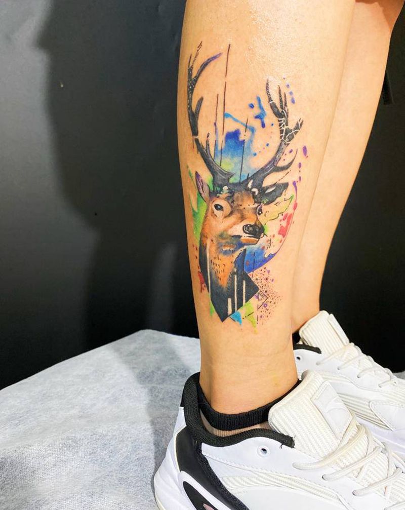 水彩鹿纹身图片_腿部水彩纹身图案