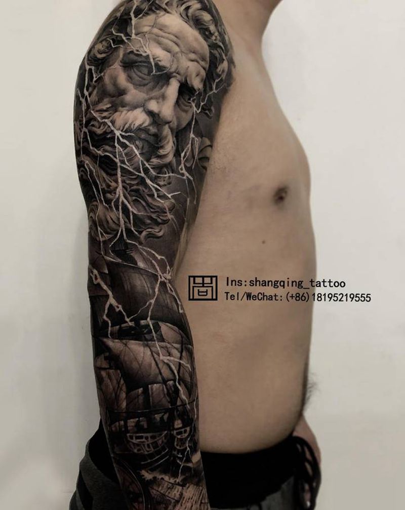 波塞冬纹身图片_手臂手部欧美写实水墨纹身图案