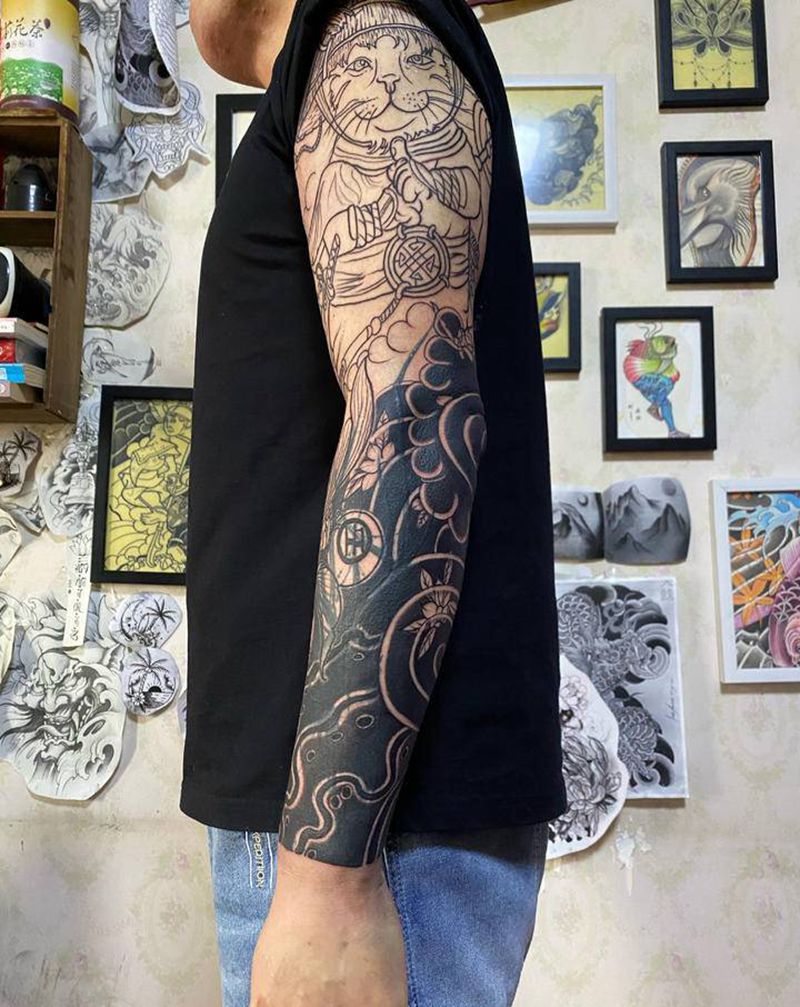 花臂遮盖纹身图片_手臂老传统纹身图案