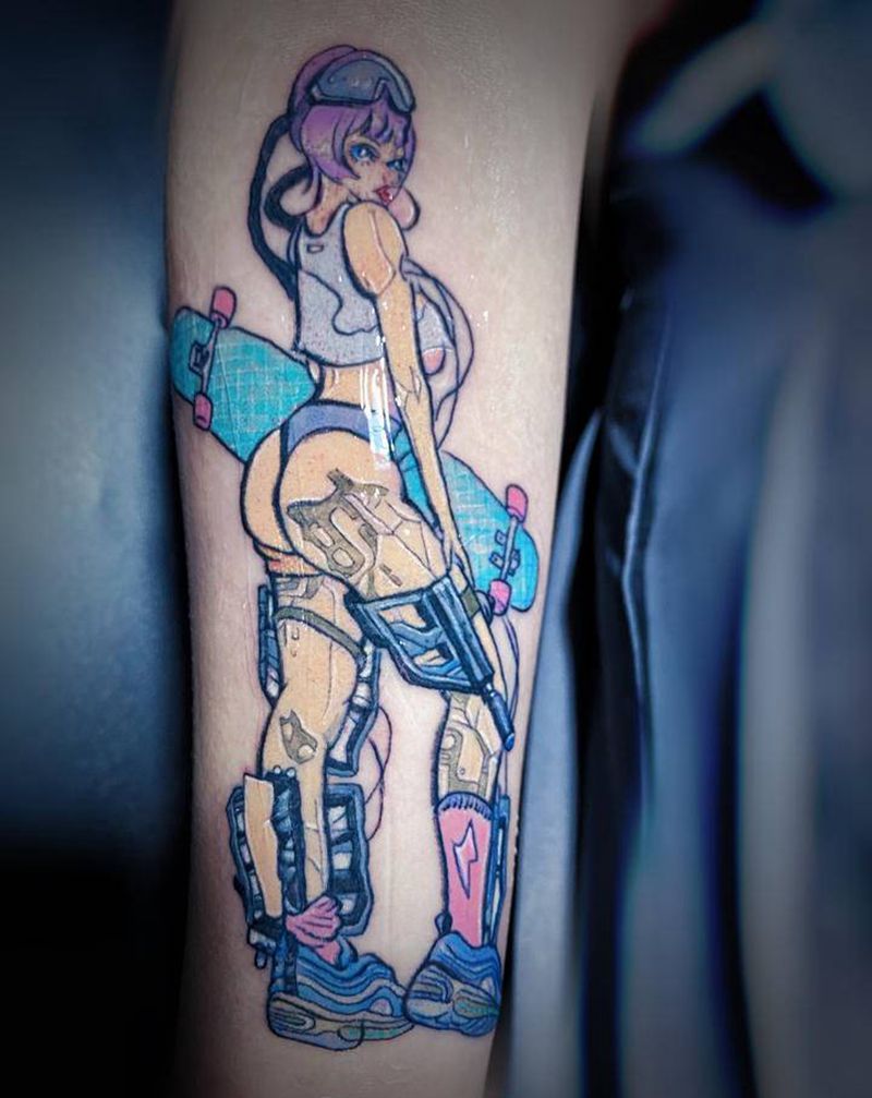 滑板少女纹身图片_手臂New School纹身图案