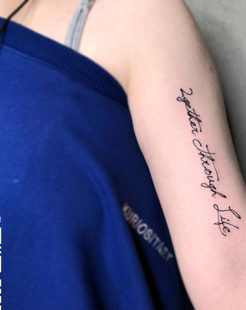 英文字母纹身图片_手臂新传统纹身图案