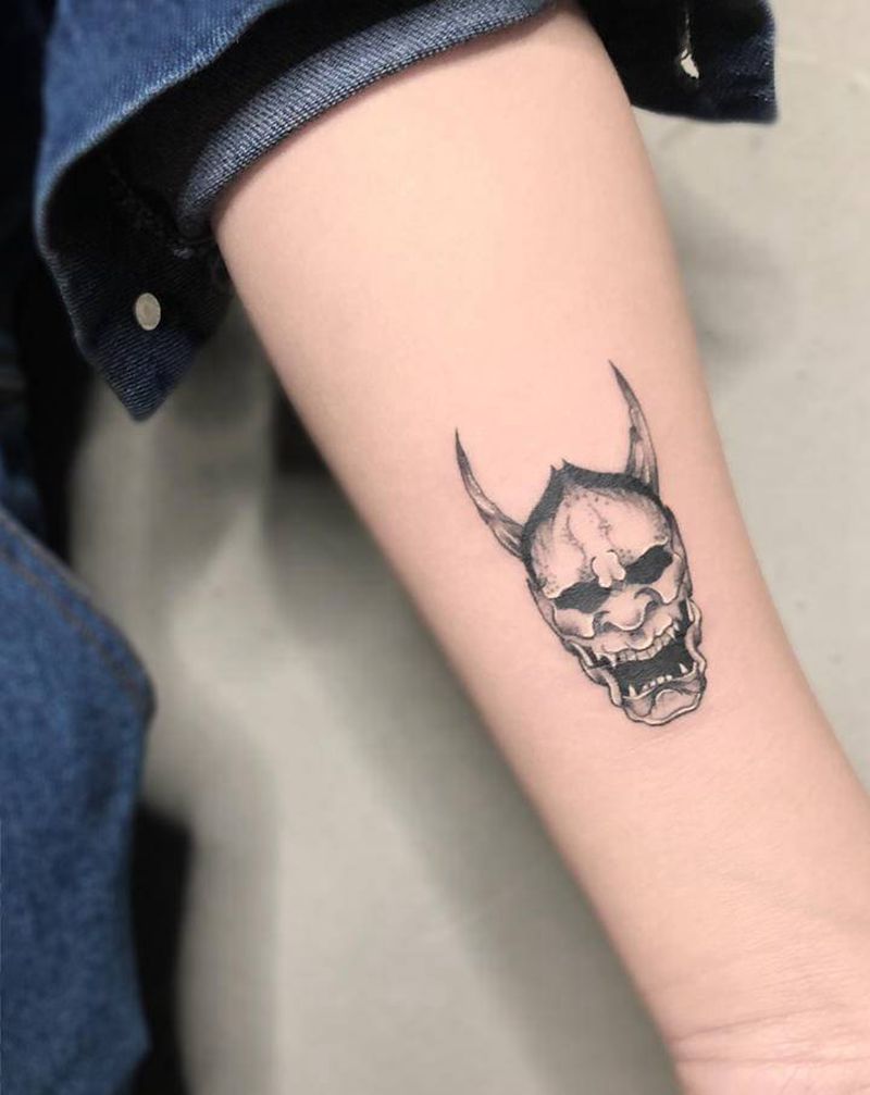 般若纹身图片_手臂老传统纹身图案