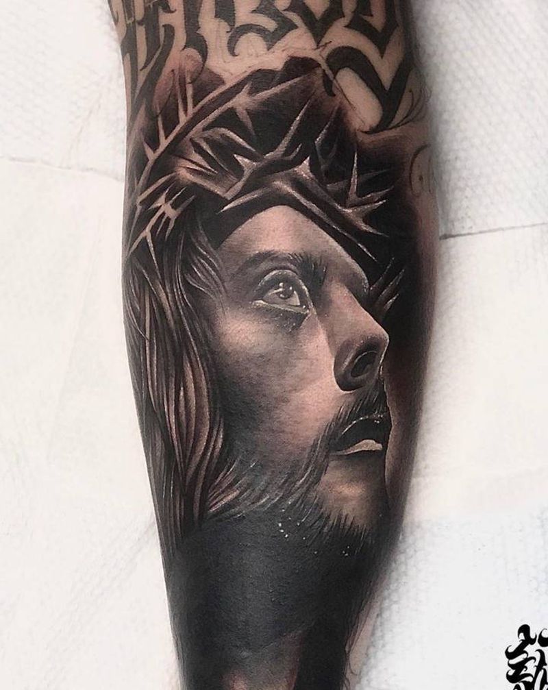 耶稣遮盖纹身纹身图片_腿部欧美写实纹身图案