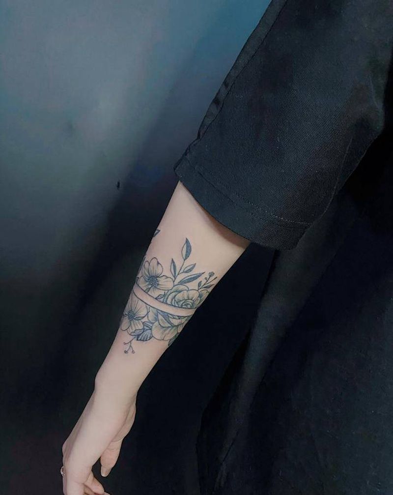 素花纹身图片_手臂纹身图案