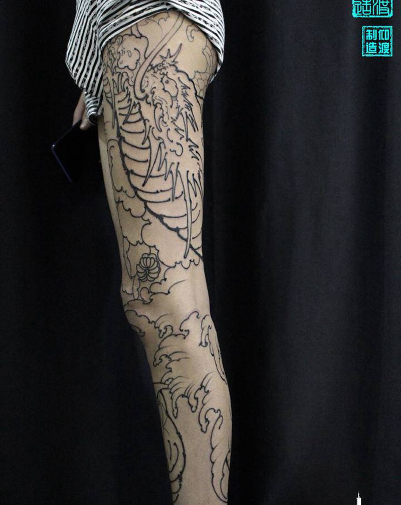 作品更新纹身图片_腿部新传统纹身图案