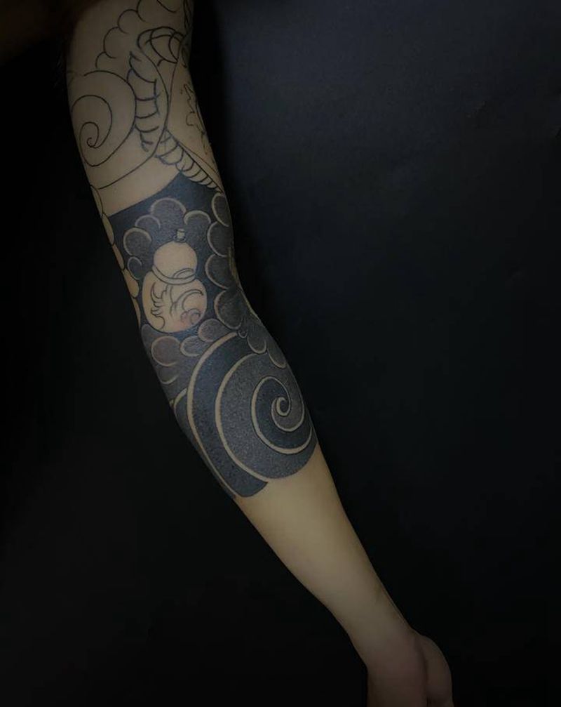 未完成纹身图片_手臂老传统纹身图案