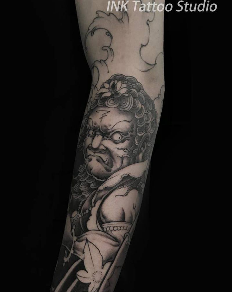 花臂进度30%纹身图片_手臂新传统纹身图案