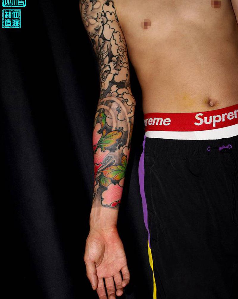 新传统／整臂／唐狮纹身图片_手臂新传统纹身图案