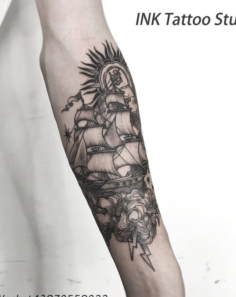 船纹身图片_手臂点刺几何纹身图案