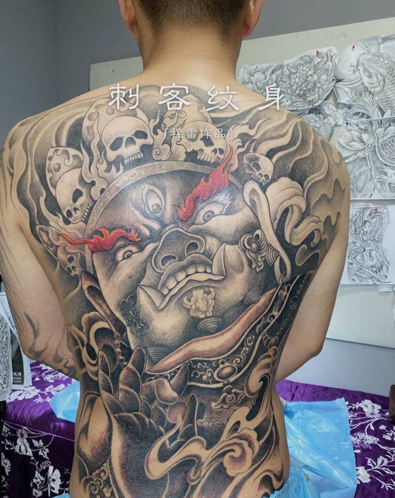 大黑天纹身图片_背部纹身图案