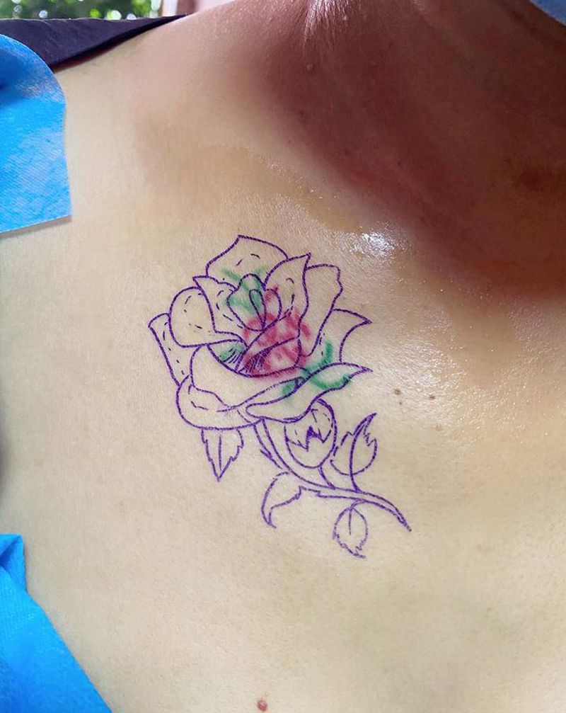 遮盖纹身图片_胸部纹身图案