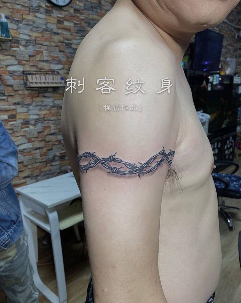 铁丝网纹身图片_手臂纹身图案