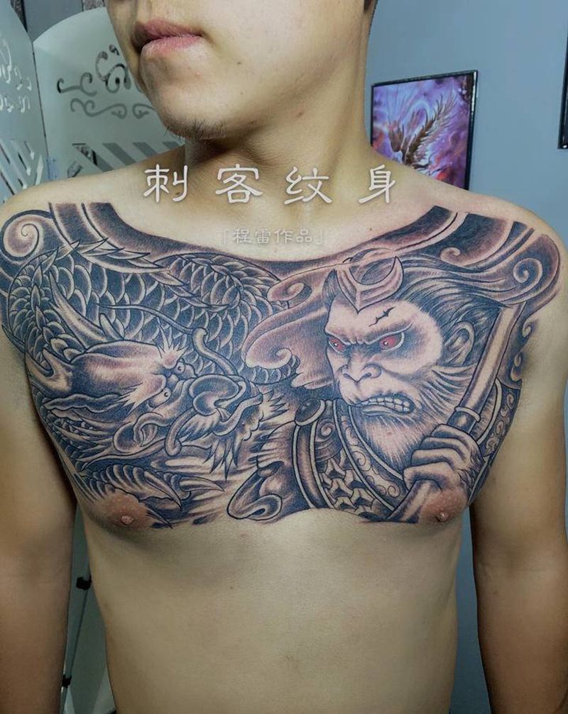 花胸纹身图片_胸部纹身图案