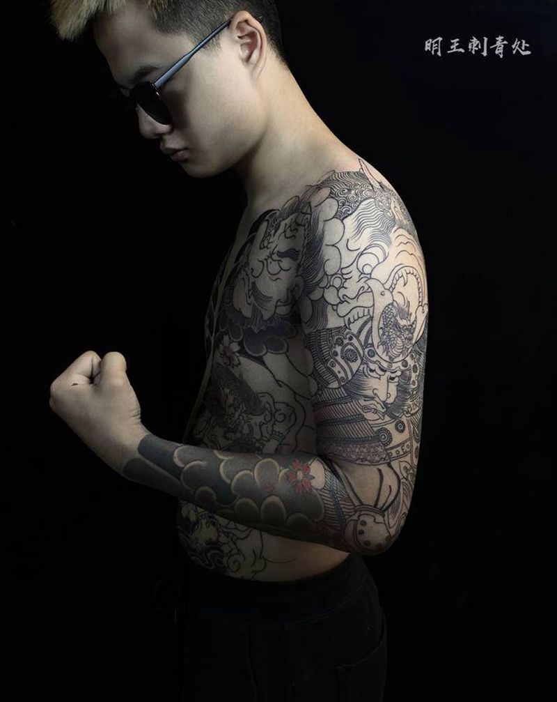 源赖光酒吞童子退治纹身图片_手臂老传统纹身图案