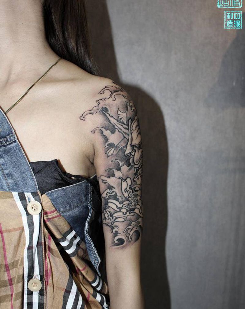 因传统上臂纹身图片_手臂新传统纹身图案