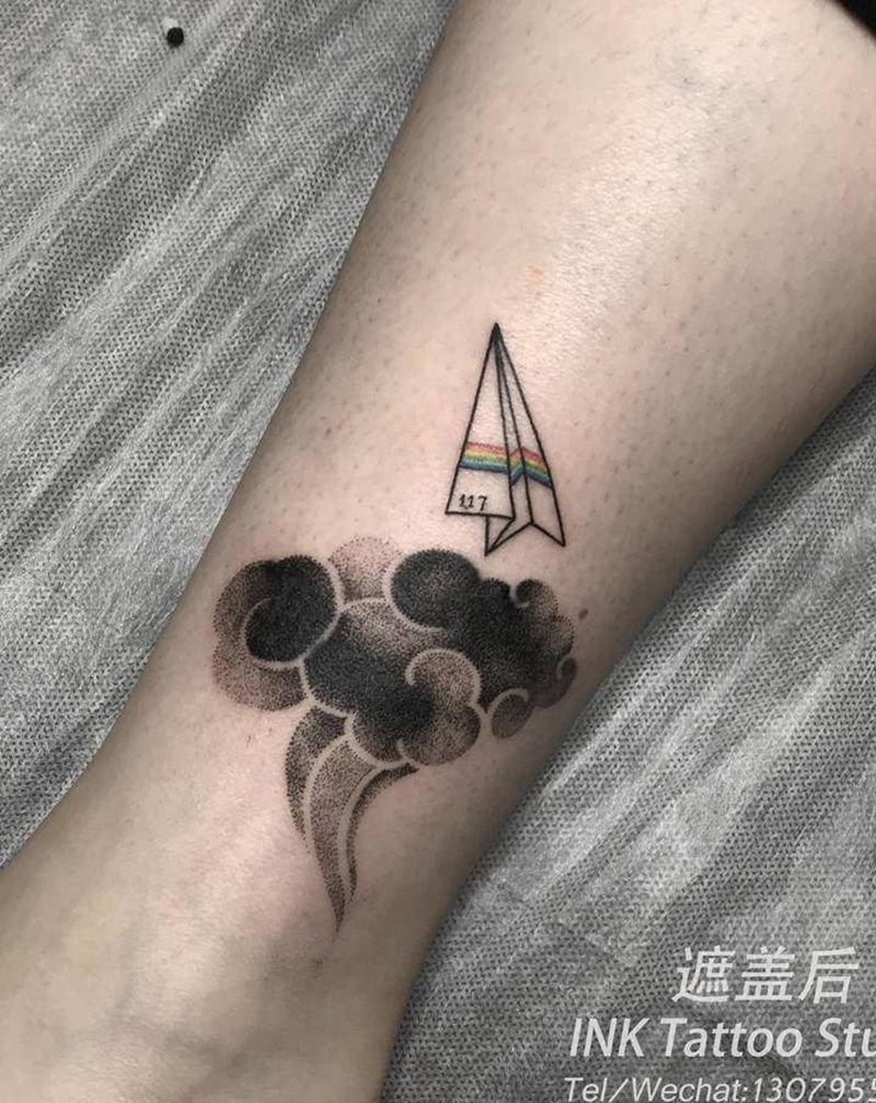 遮盖纹身图片_腿部点刺纹身图案