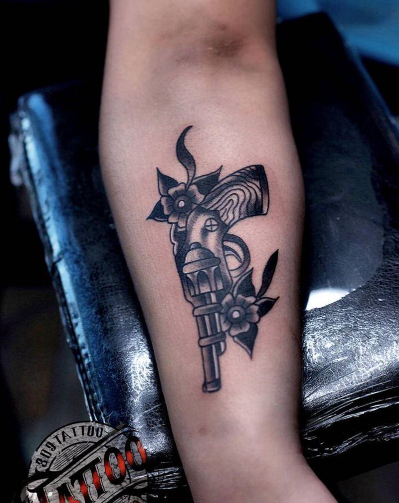 Oldschool纹身图片_手臂Old School纹身图案