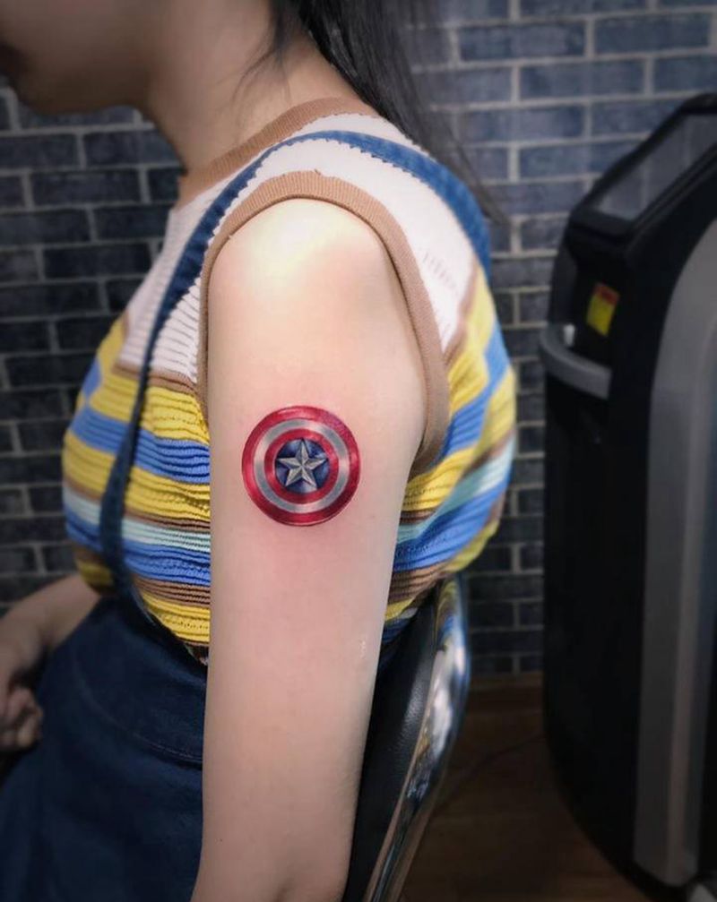 美国队长护盾纹身图片_欧美写实纹身图案