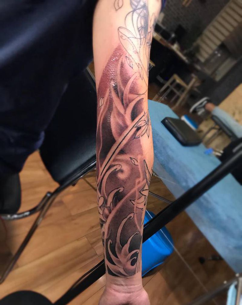 花臂部分上色纹身图片_新传统纹身图案