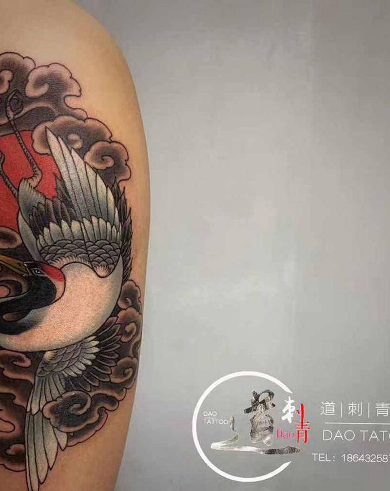 先鹤纹身图片_手臂新传统水彩纹身图案