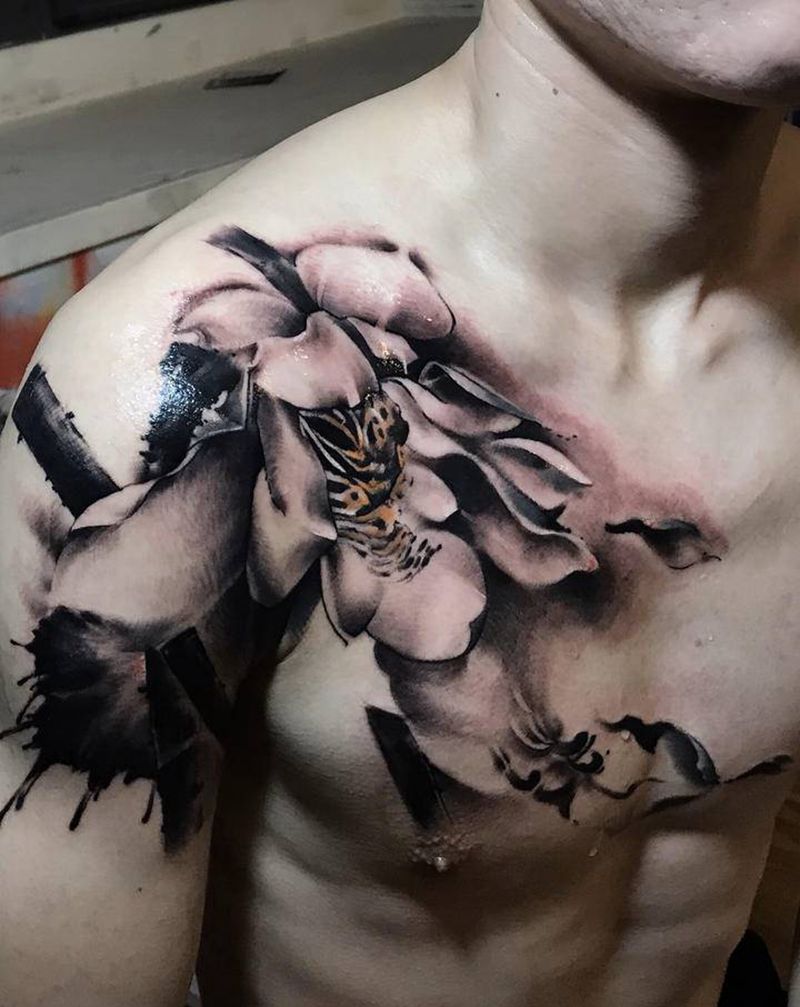 临摹：莲纹身图片_水墨纹身图案