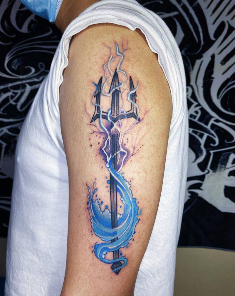 波塞冬的三叉戟纹身图片_手臂New School纹身图案