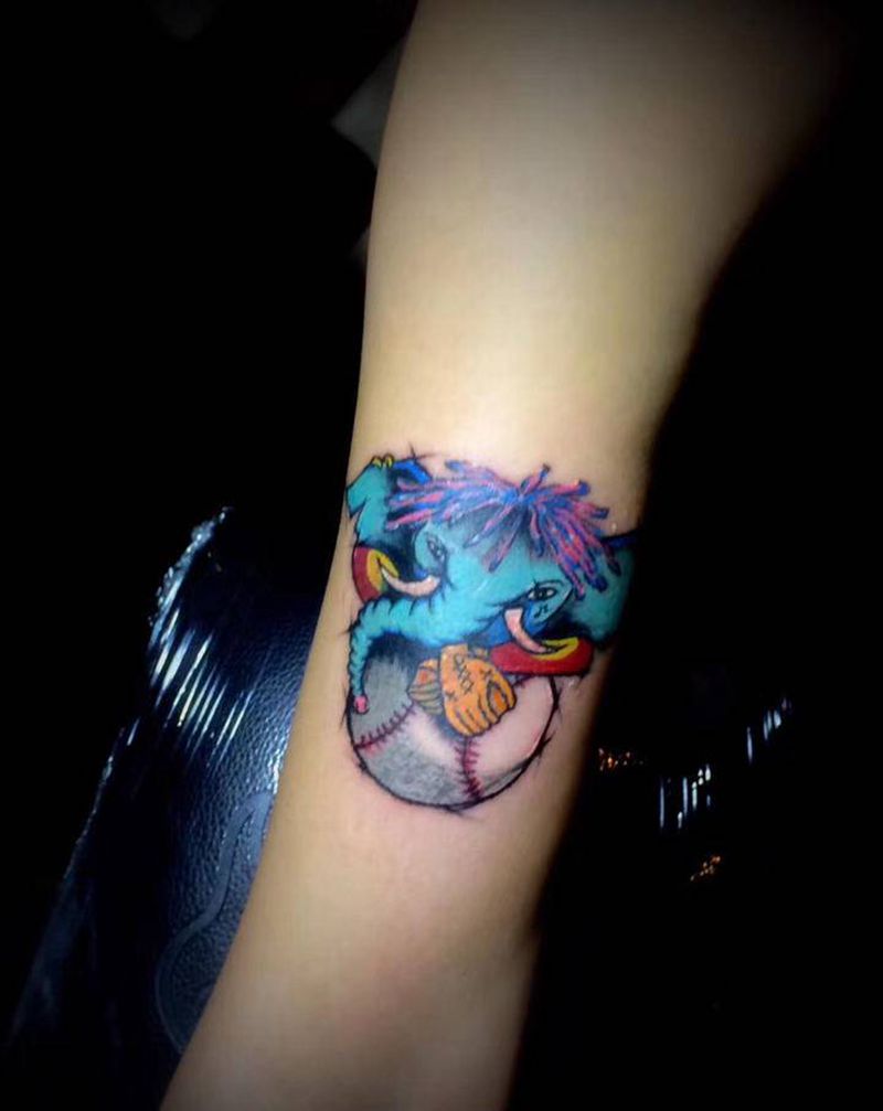 棒球和象纹身图片_手臂New School象棒球嘻哈纹身图案