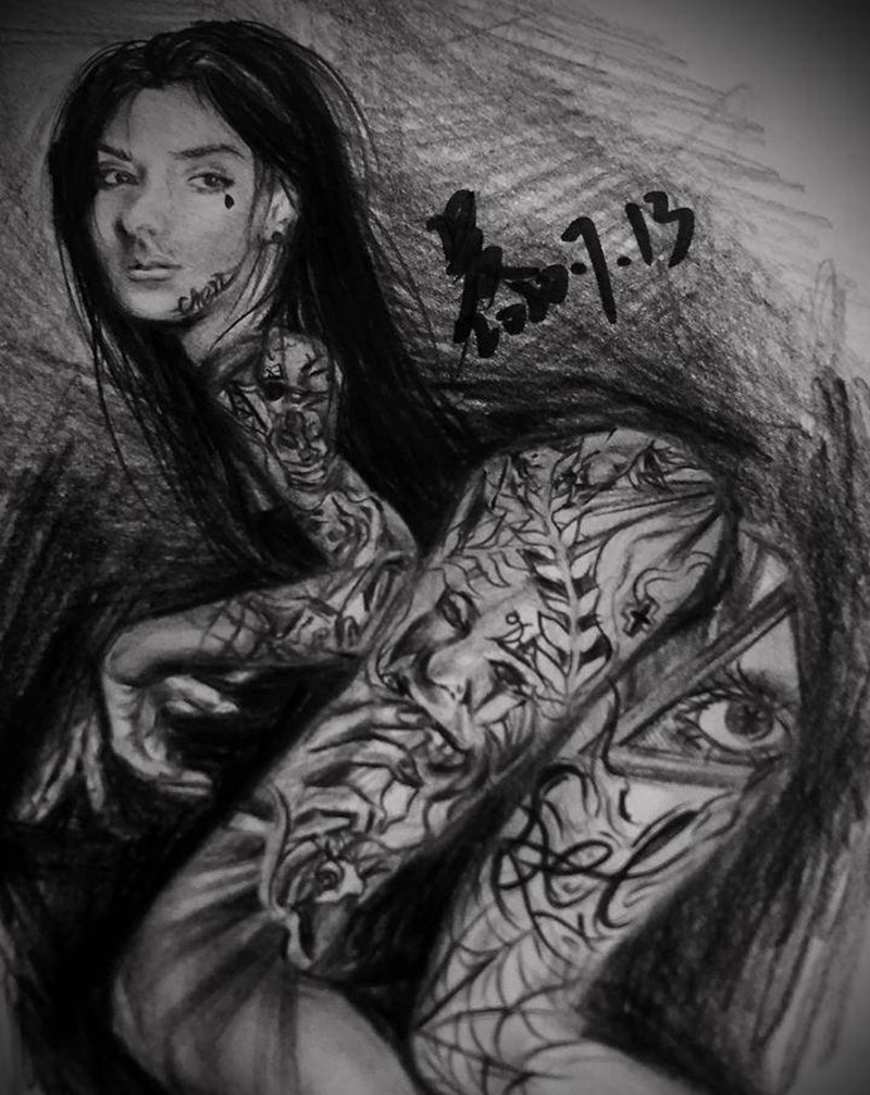 原创匪帮肖像手稿纹身图片_手臂欧美写实花体字肖像匪帮花体字纹身图案