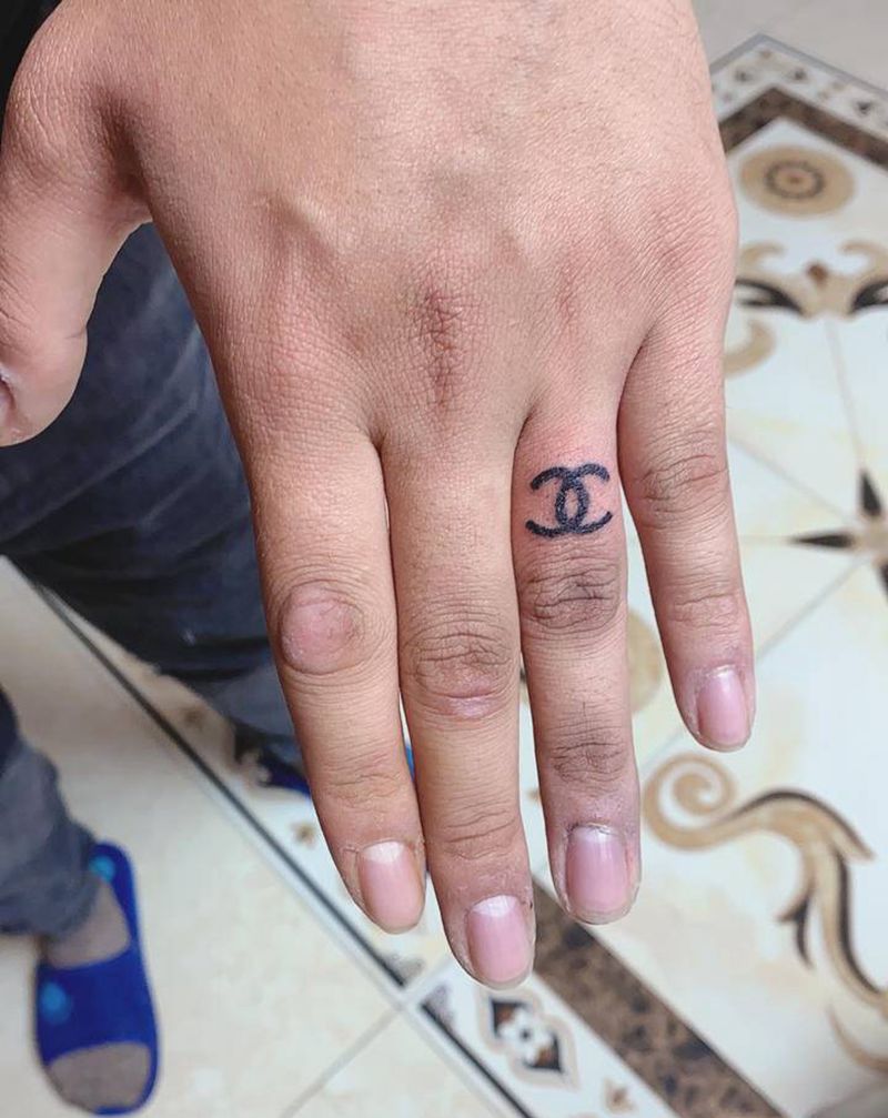 香奈儿纹身图片_手臂纹身图案