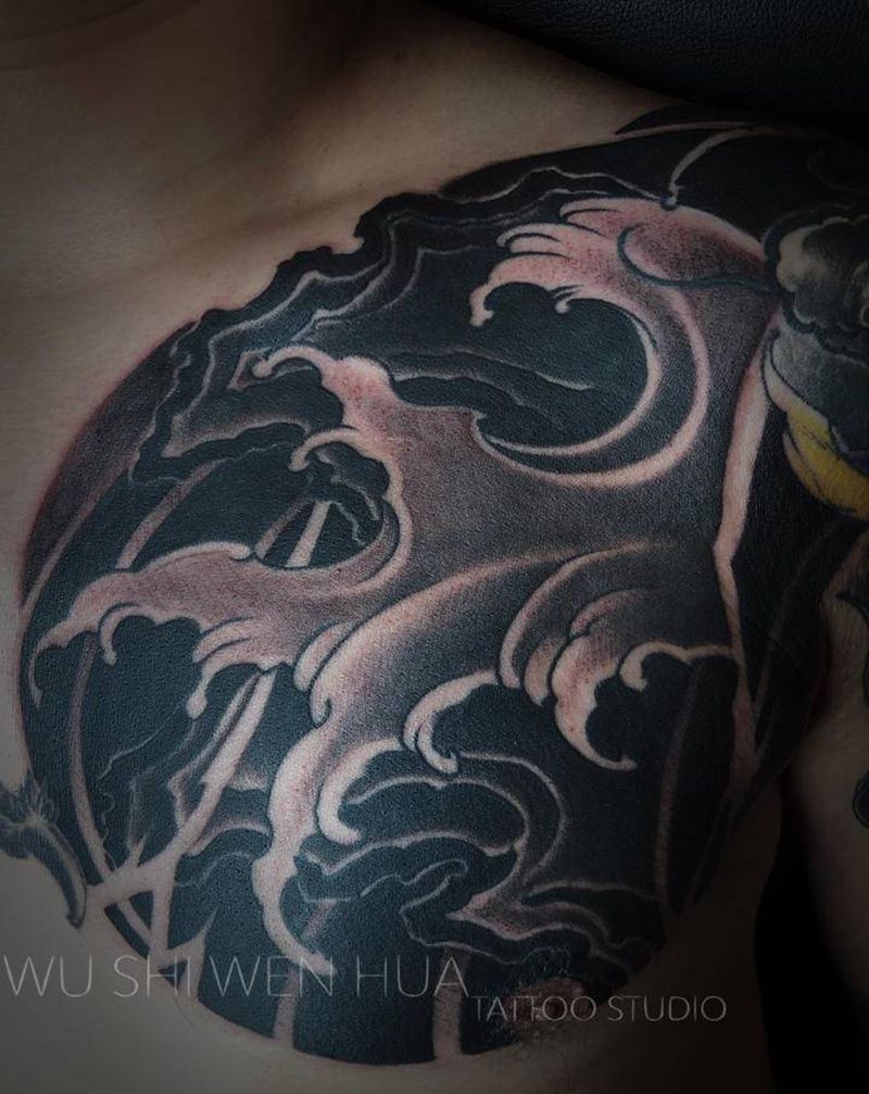 浪纹身图片_胸部肩部新传统老传统石纹身图案