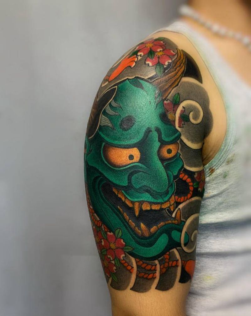 小般诺纹身图片_肩部手部新传统老传统纹身图案