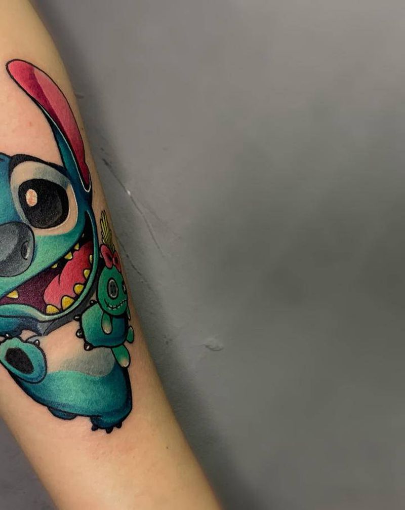 史迪仔纹身图片_手部手臂New School欧美写实纹身图案