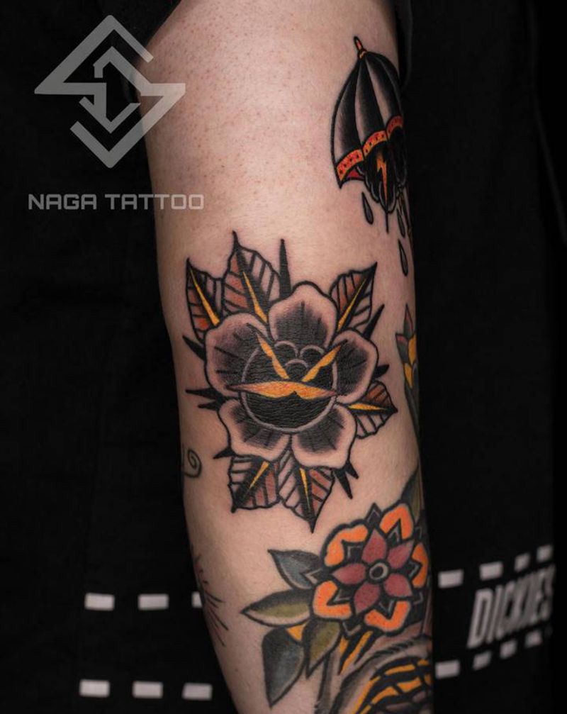 oldschool风格肘花纹身图片_手臂Old School纹身图案